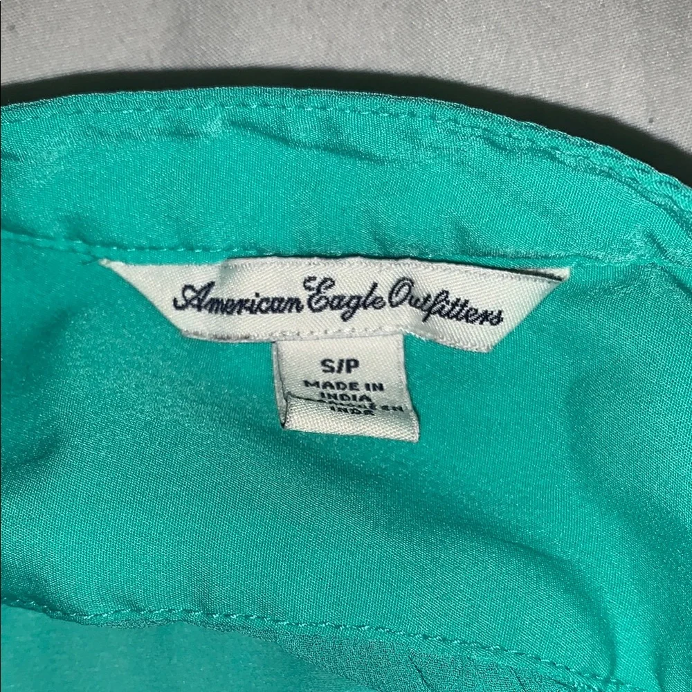 American Eagle Outfitters Sleeveless Turquoise Button-Up Top Small - Picture 6 of 6